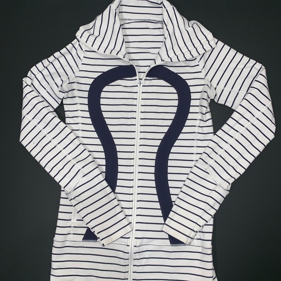 lululemon athletica Jackets & Blazers - Lululemon Quiet in the Stride Jacket